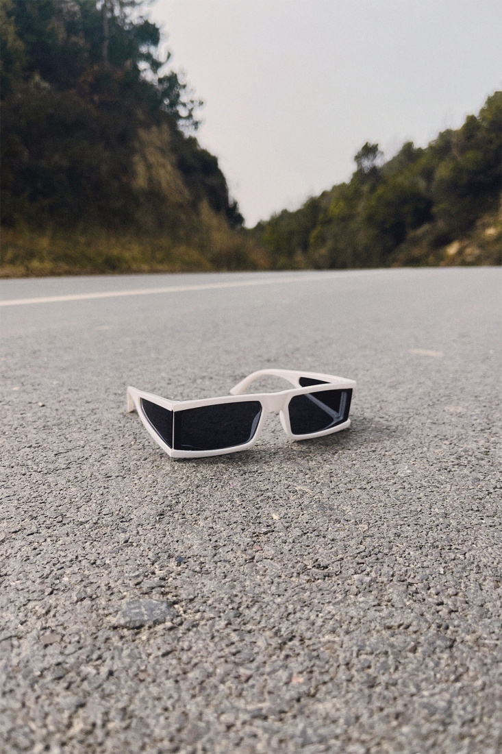 Beyaz Kalın Çerçeveli Gözlük ATE4104 - EYYO