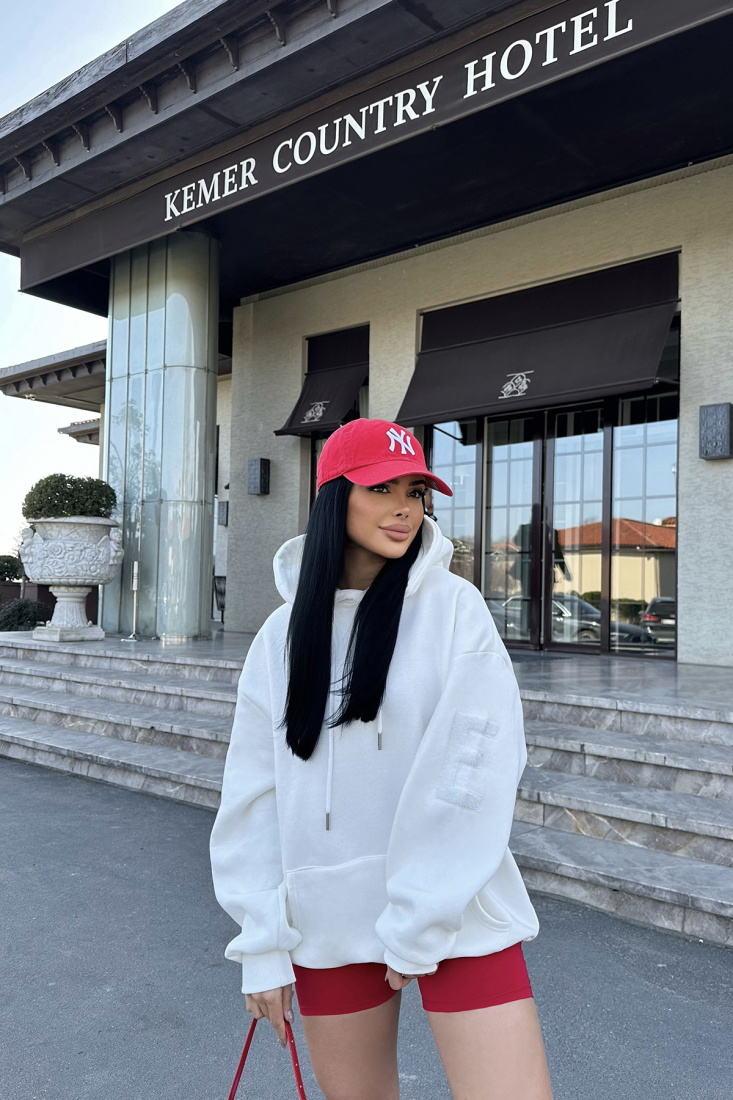 Beyaz Kapşonlu E Nakışlı Sweat ATE-0753 - EYYO