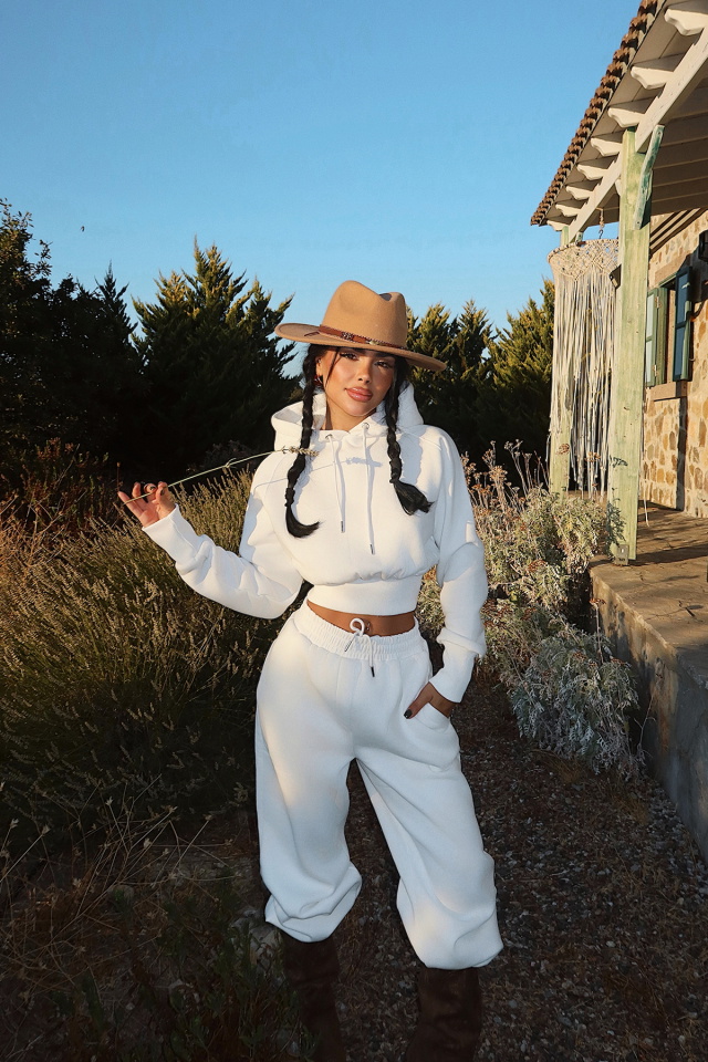 Beyaz Scarf Kapşonlu Eşofman Takım ATE-3692 