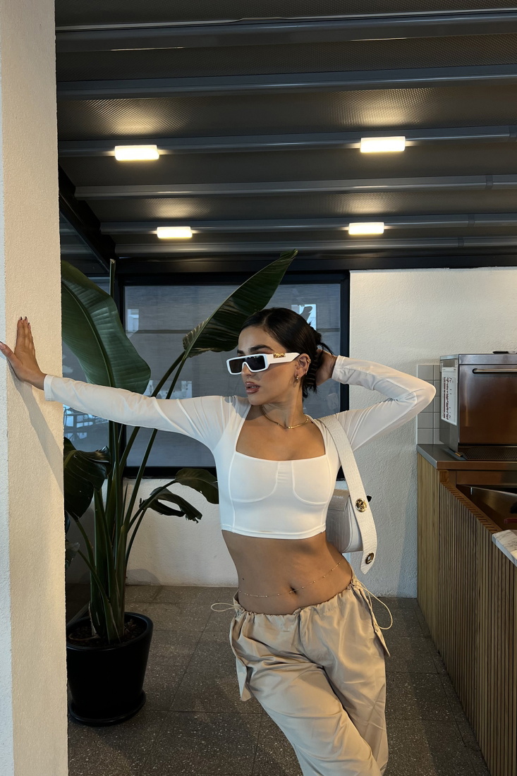 Beyaz Kare Yaka Crop Top ATE3268 - EYYO