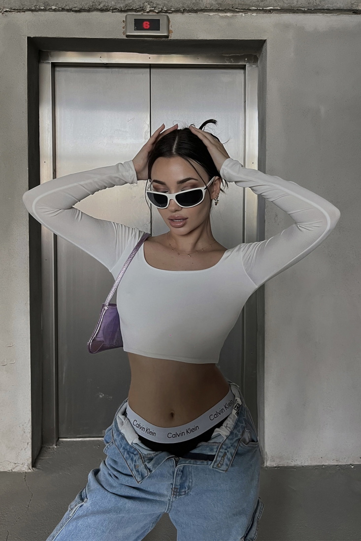 Beyaz Kare Yaka Crop Top ATE3929 - EYYO