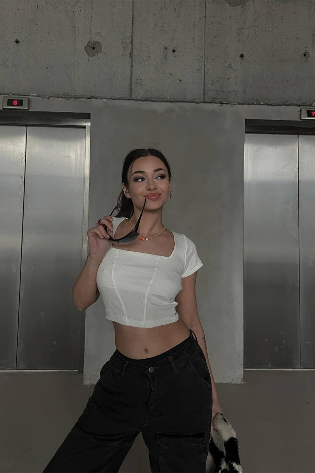 Beyaz Kare Yaka Crop Top ATE4353 - 1