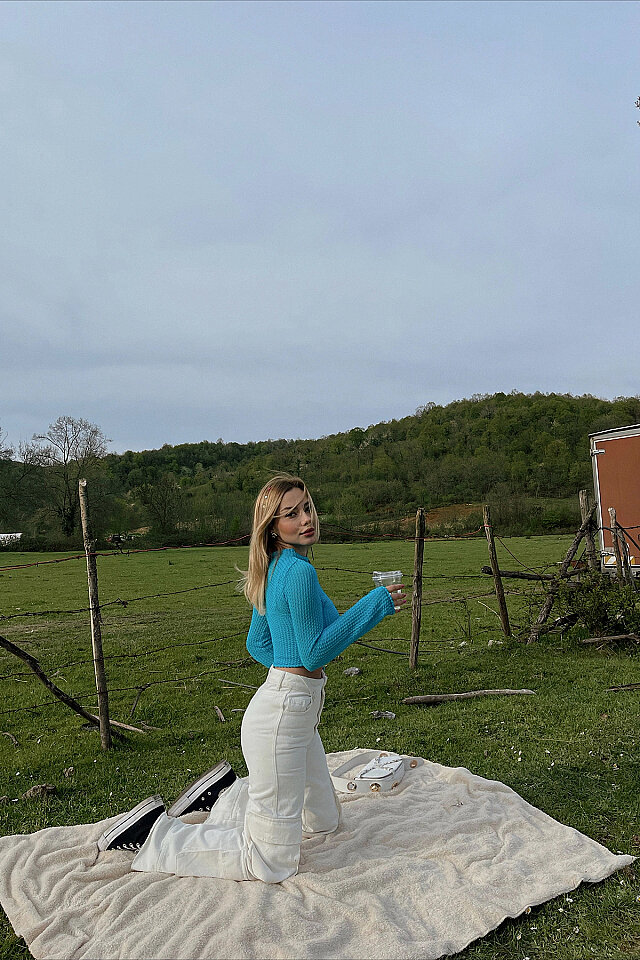 Beyaz Kargo Cepli Jean