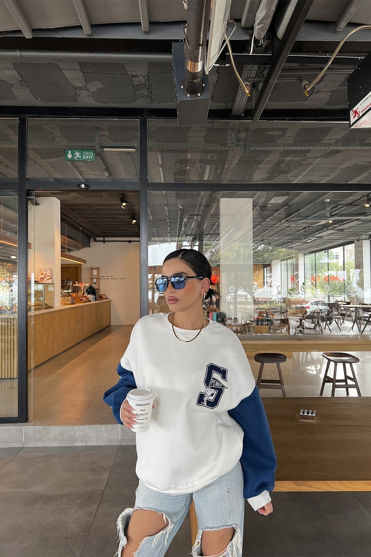 Beyaz Kolu Baskılı Oversize Sweat ATE2517 - EYYO