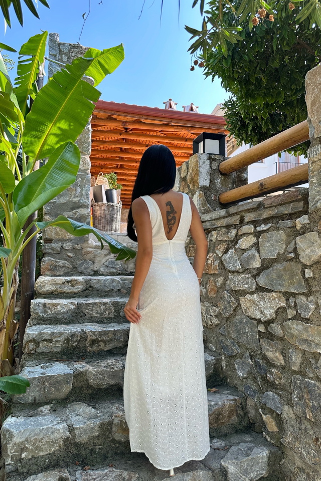 Beyaz Nakış Detay Uzun Elbise ATE7683 - 12