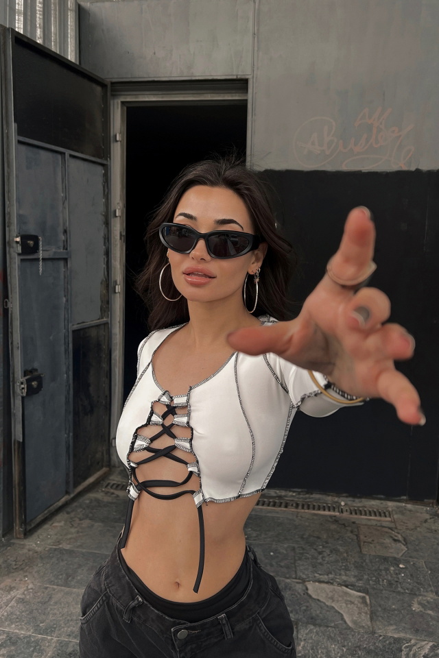 Beyaz Önden Bağlamalı Crop Top ATE3531 - 5