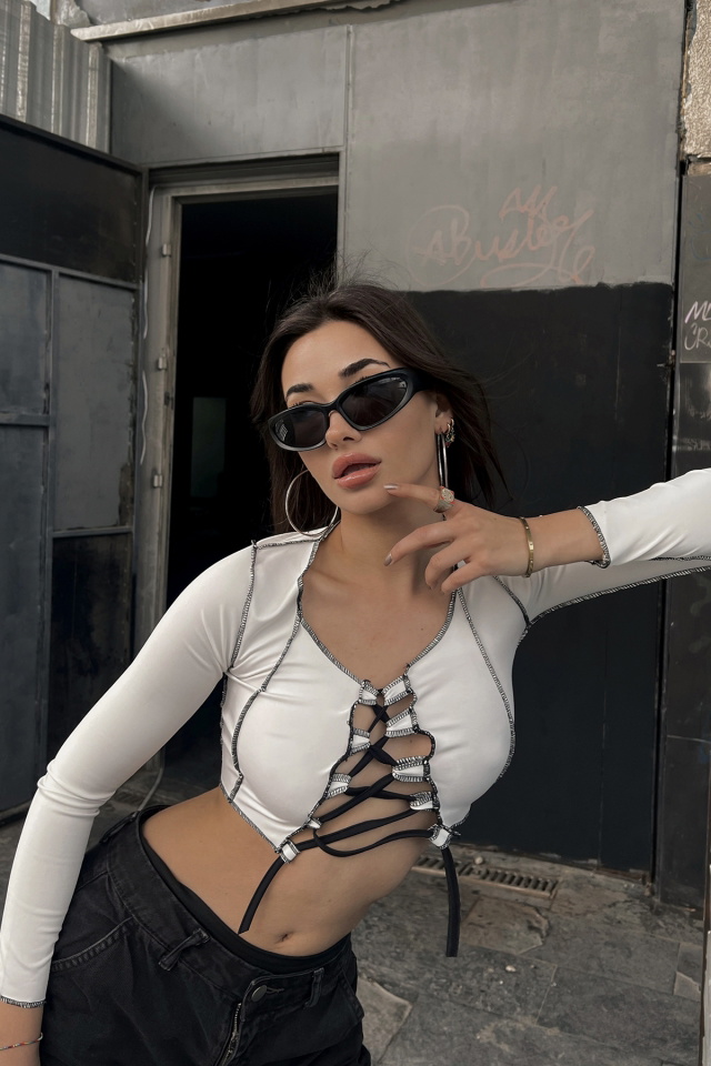 Beyaz Önden Bağlamalı Crop Top ATE3531 - 1