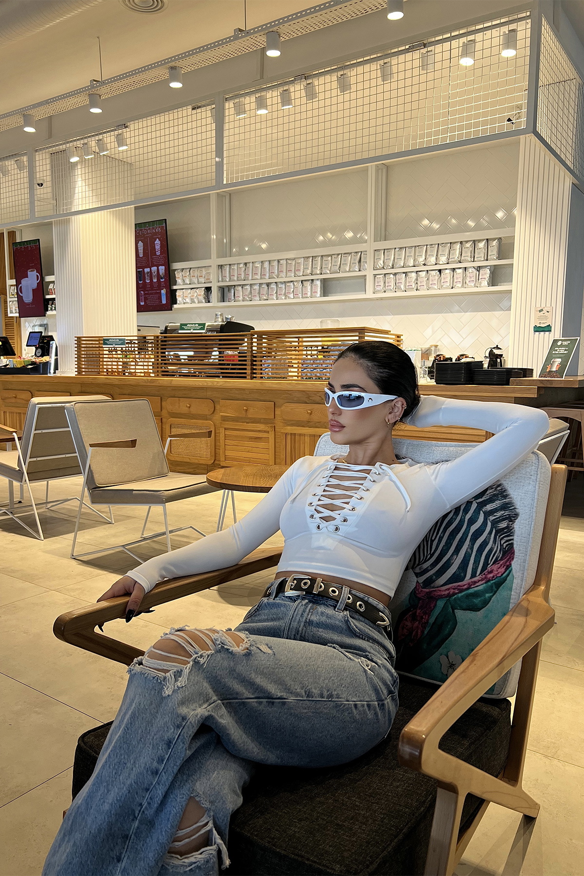 Beyaz Önden Bağlamalı Crop Top ATE4748 - 4