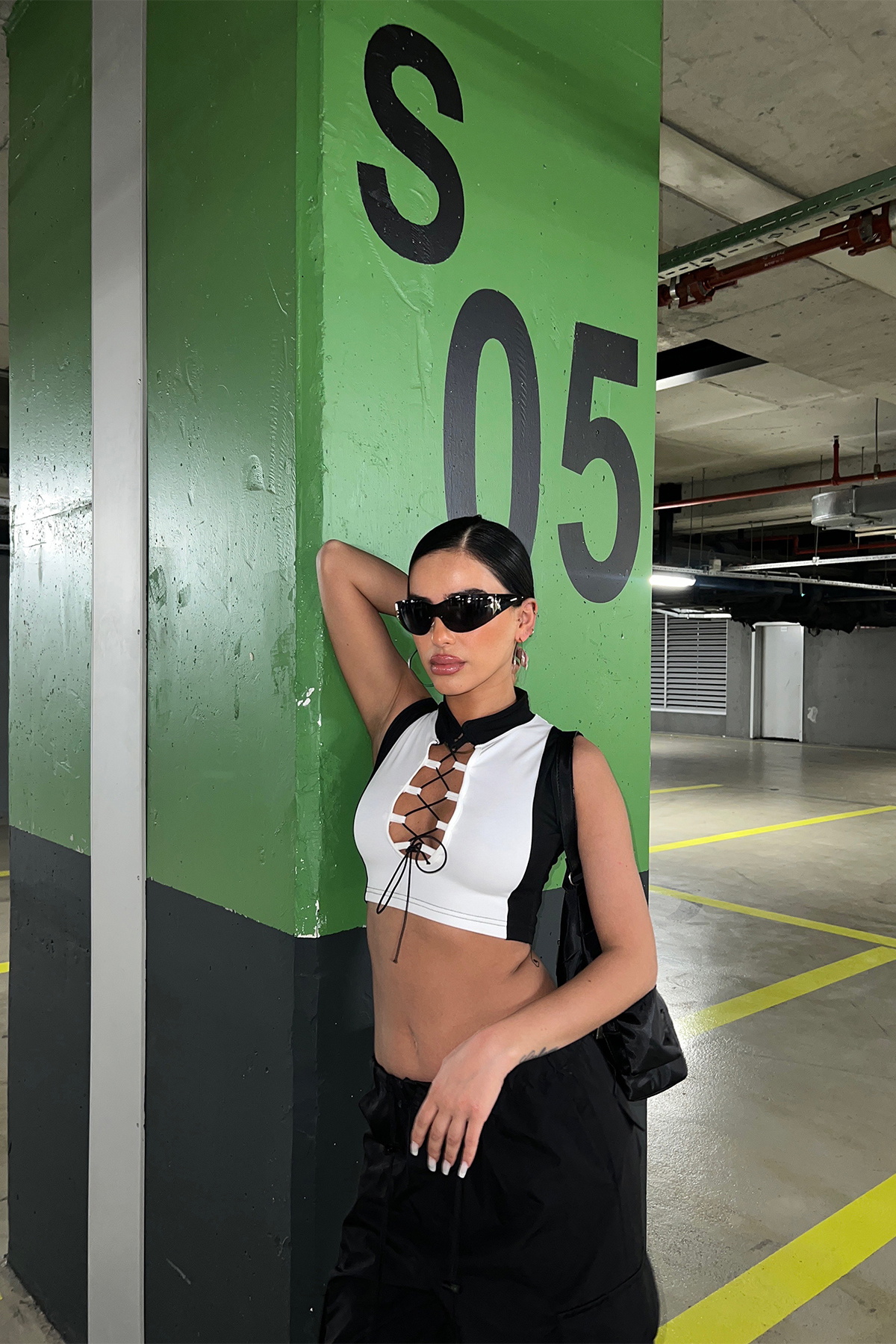 Beyaz Önden Bağlamalı Crop Top ATE6919 - 3
