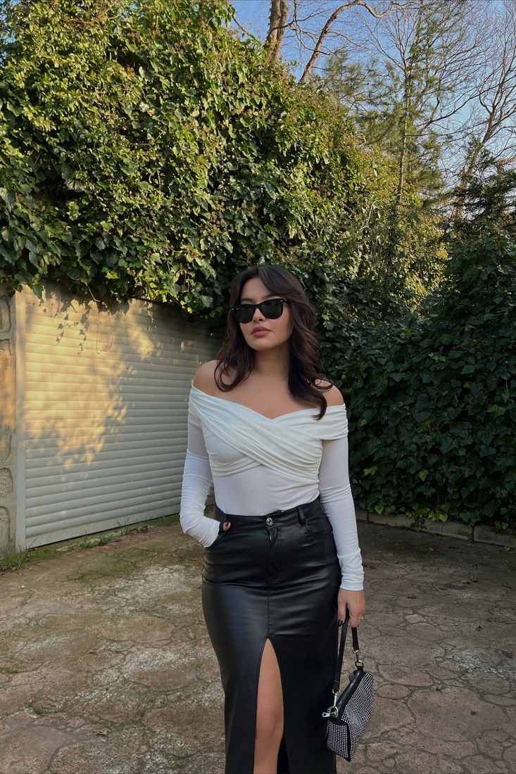 Beyaz Önü Büzgülü Bodysuit ATE3209 - EYYO