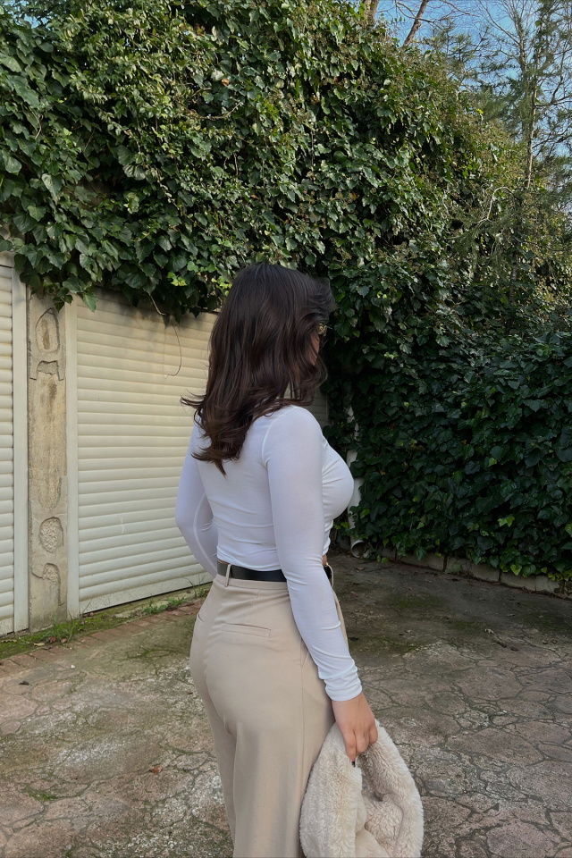 Beyaz Önü Büzgülü Crop Top ATE3242 - 2