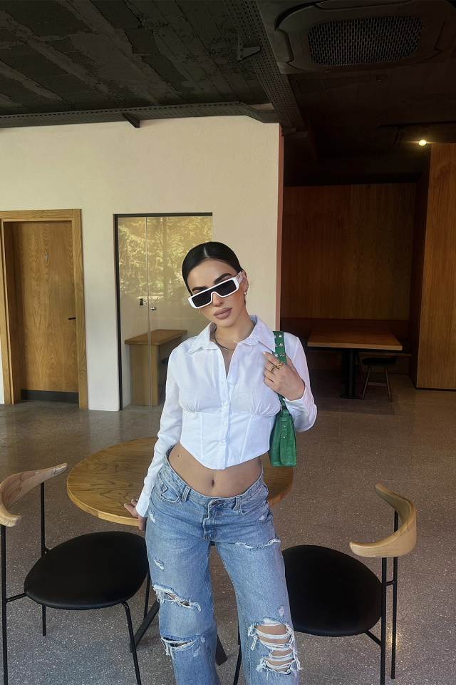 Beyaz Önü Düğmeli Crop Gömlek ATE3827 