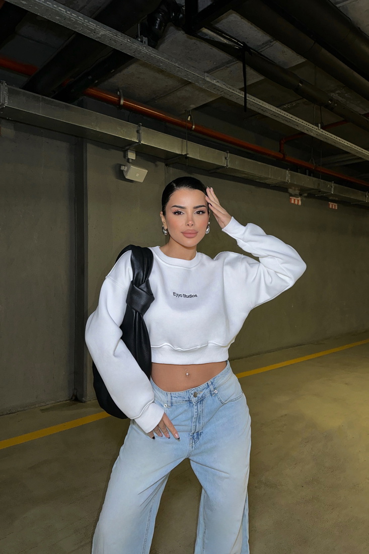 Beyaz Önü Eyyo Yazılı Uzun Kol Crop Top ATE-0474 - UĞUR ERDURAN