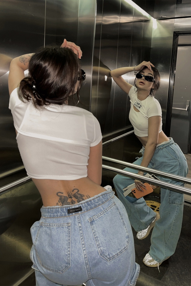 Beyaz Önü Yazılı Crop Top ATE4611 - 5