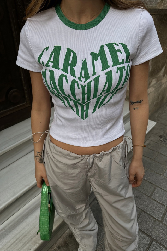 Beyaz Önü Yazılı Crop Top ATE6553 - 2