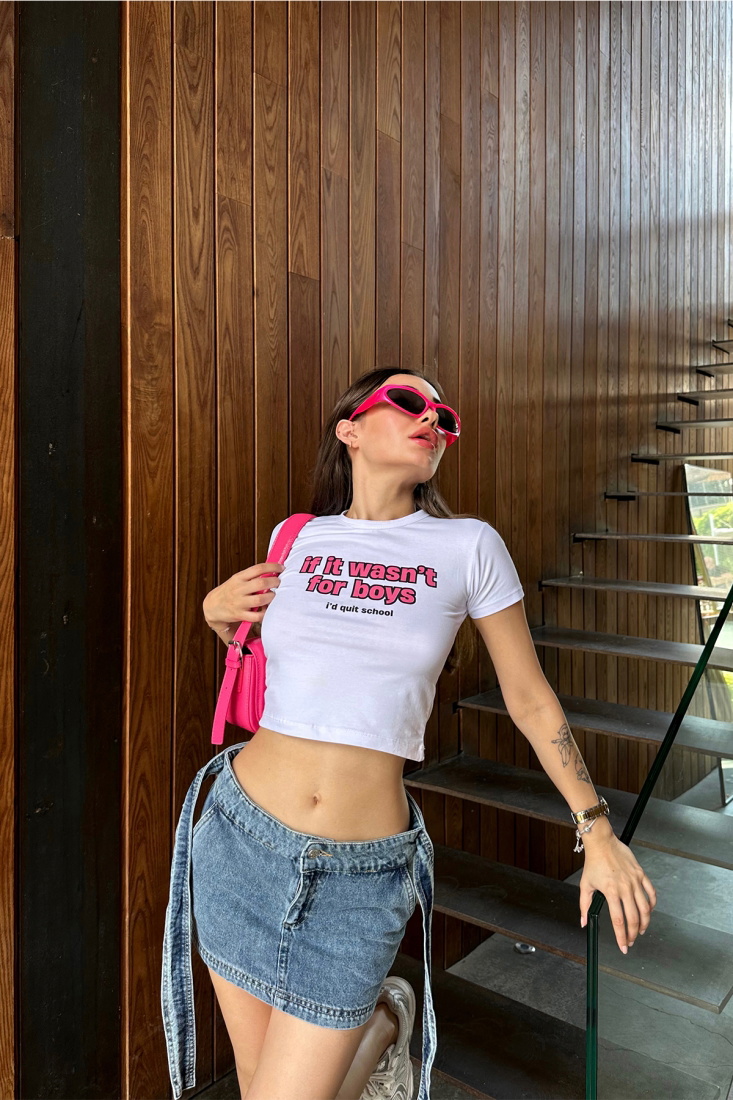 Beyaz Önü Yazılı Crop Top ATE7325 - EYYO