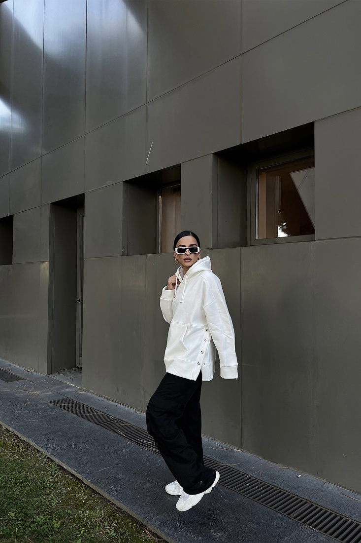Beyaz Oversize Basic Sweat ATE2304 - EYYO