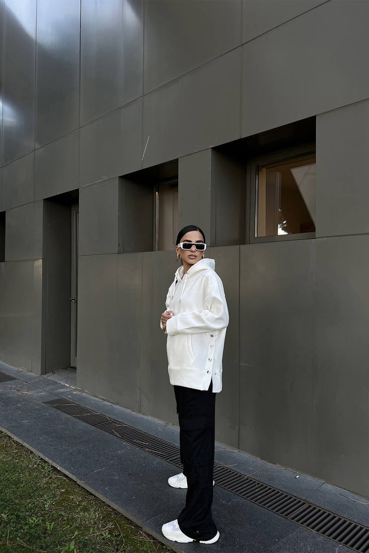 Beyaz Oversize Basic Sweat ATE2304 - EYYO