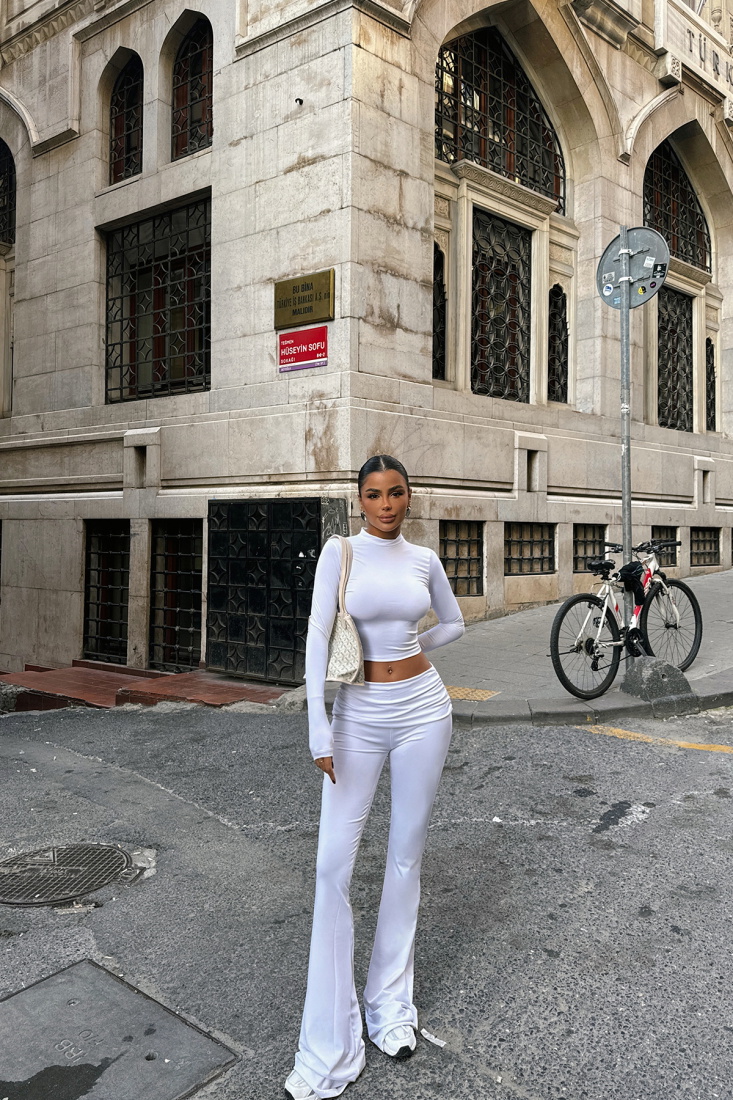 Beyaz Pantolonlu Takım ATE-1024 - EYYO