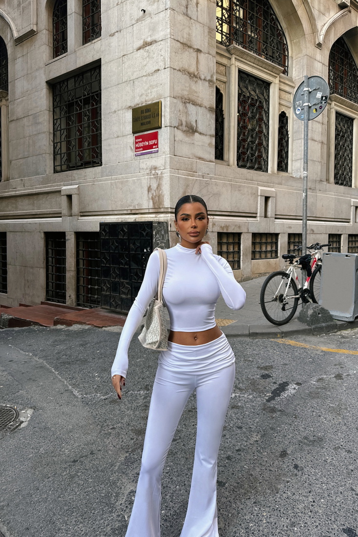 Beyaz Pantolonlu Takım ATE-1024 - EYYO