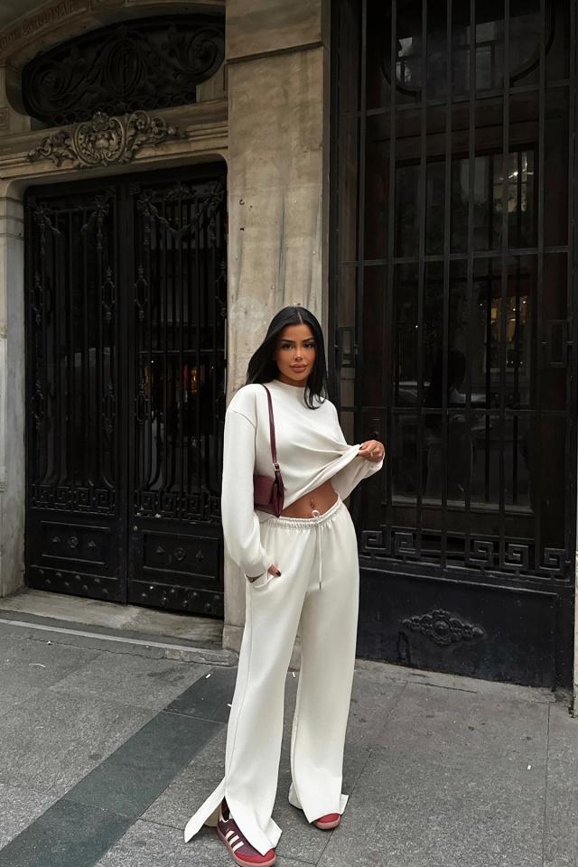 Beyaz Sakura Eşofman Takım ATE-1968 