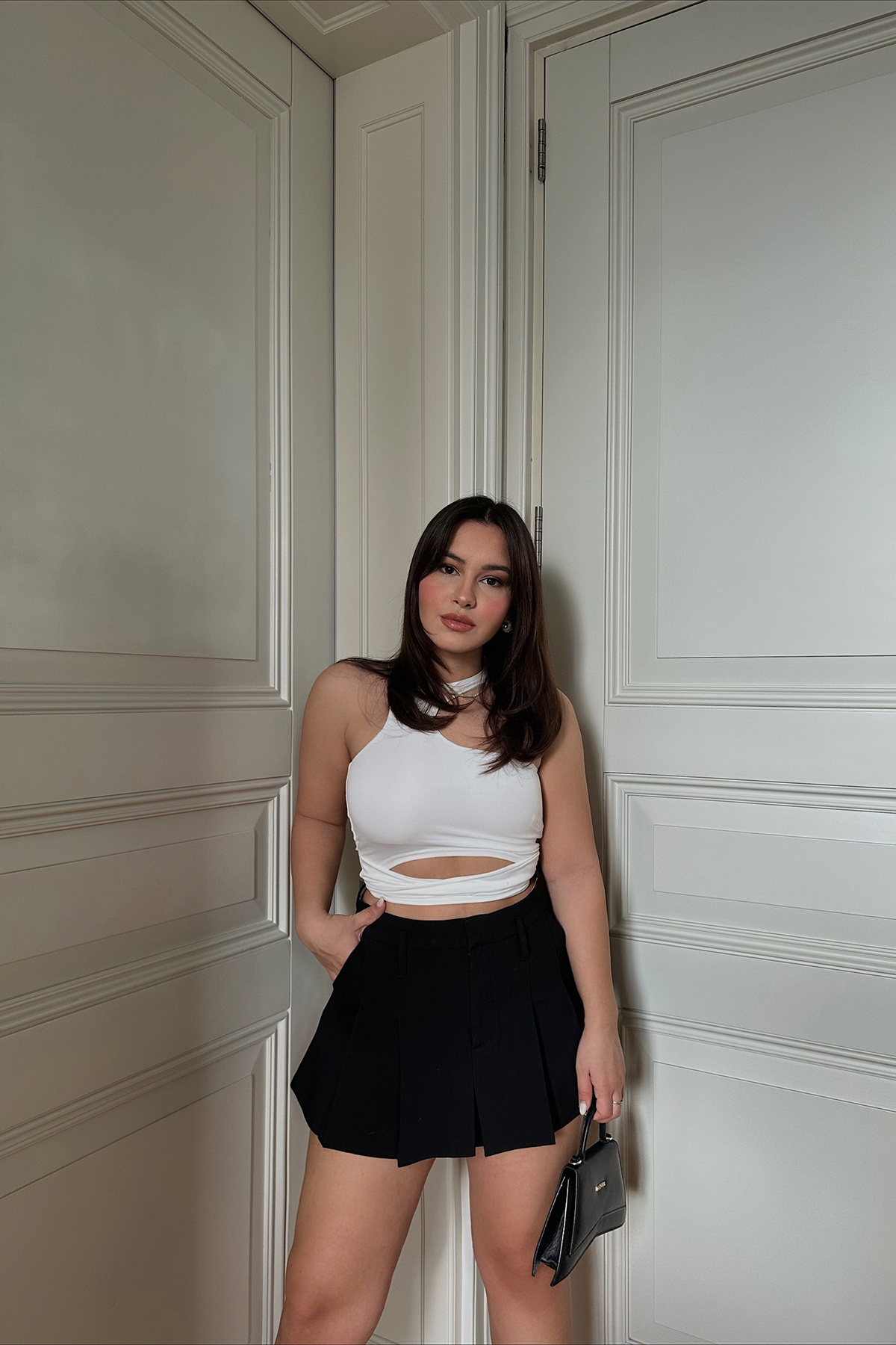 Beyaz Pencere Detay Bağlamalı Crop Top - 1