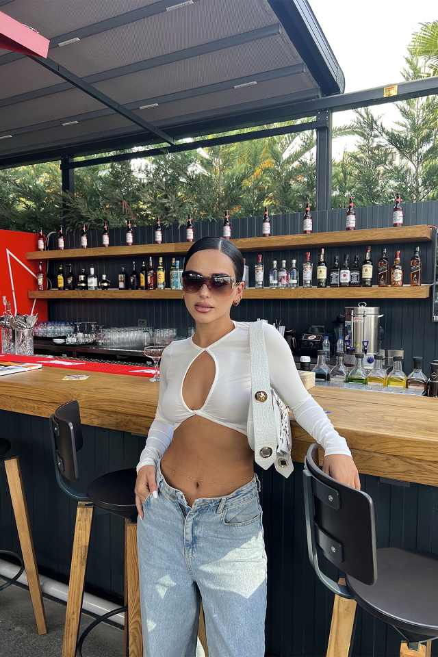 Beyaz Pencere Detay Crop Top ATE2120