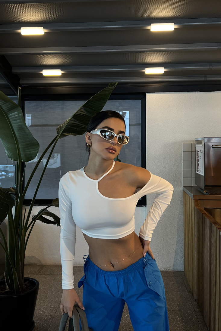 Beyaz Pencere Detay Crop Top ATE3266 - EYYO