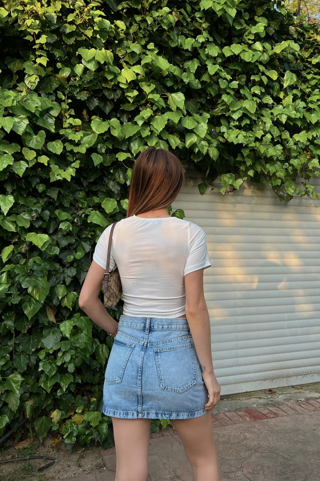 Beyaz Pencere Detay Crop Top ATE6417