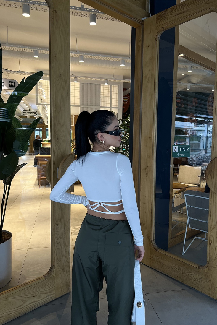 Beyaz Sırt Detay Basic Crop Top ATE3048 - EYYO