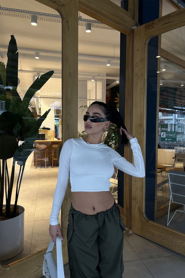 Beyaz Sırt Detay Basic Crop Top ATE3048 - 1