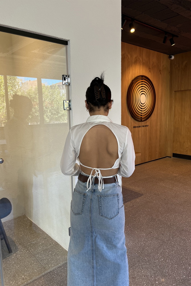 Beyaz Sırt Detay Gömlek Yaka Crop Top ATE3832 - EYYO