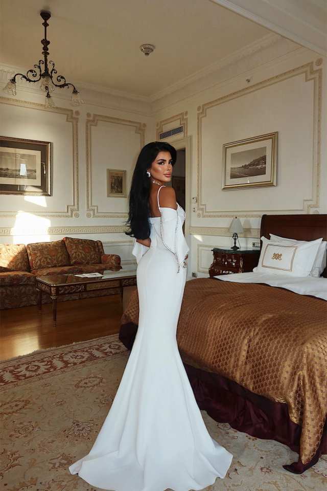 Beyaz Aella Uzun Yırtmaçlı Abiye ATE-3409 - 5