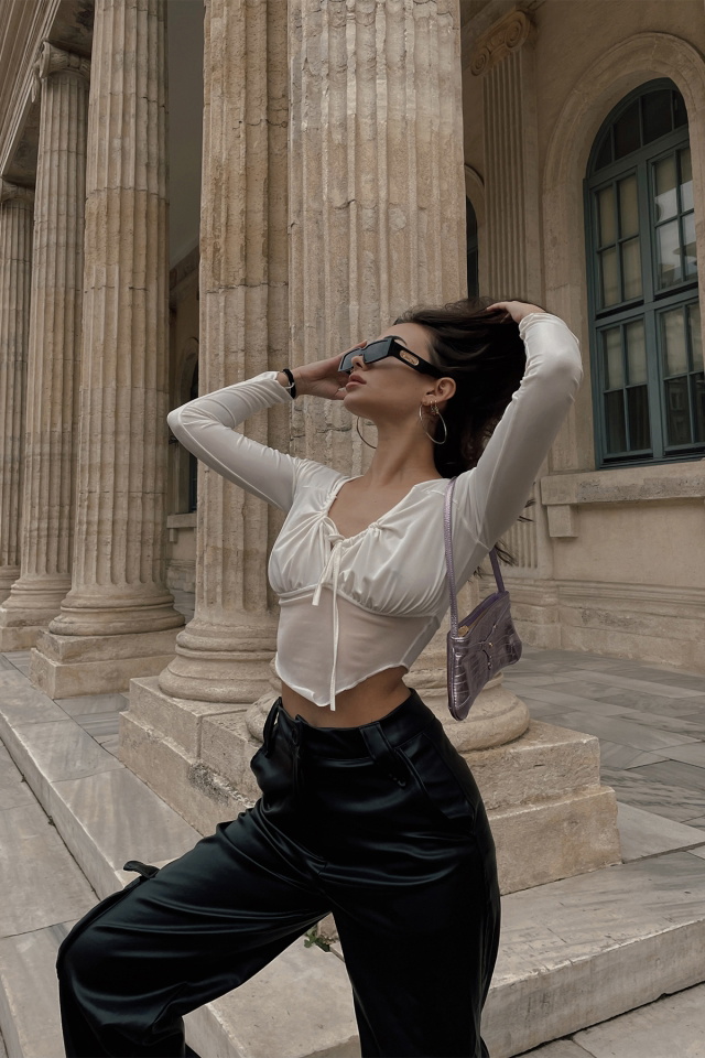 Beyaz Tül Detay Bağlamalı Crop Top ATE3551 - 3