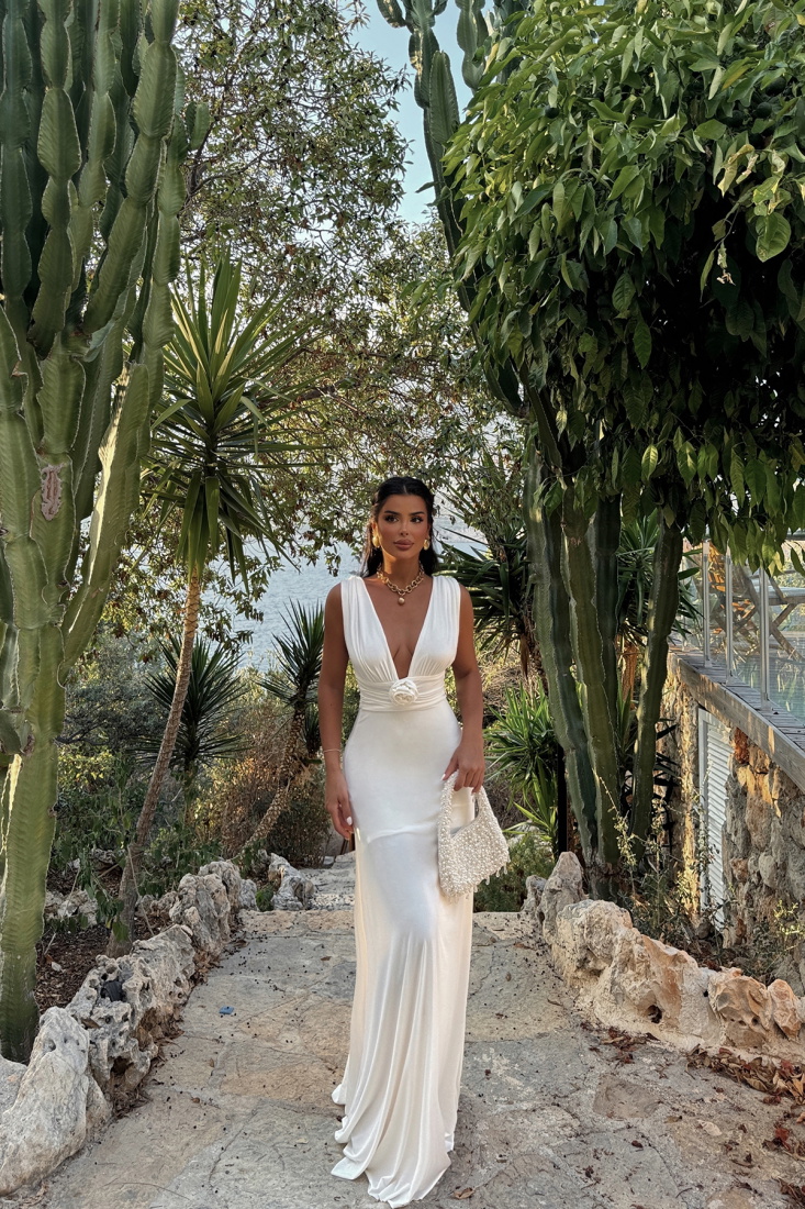 Beyaz Isole Gül Detaylı Elbise ATE-1430 - EYYO