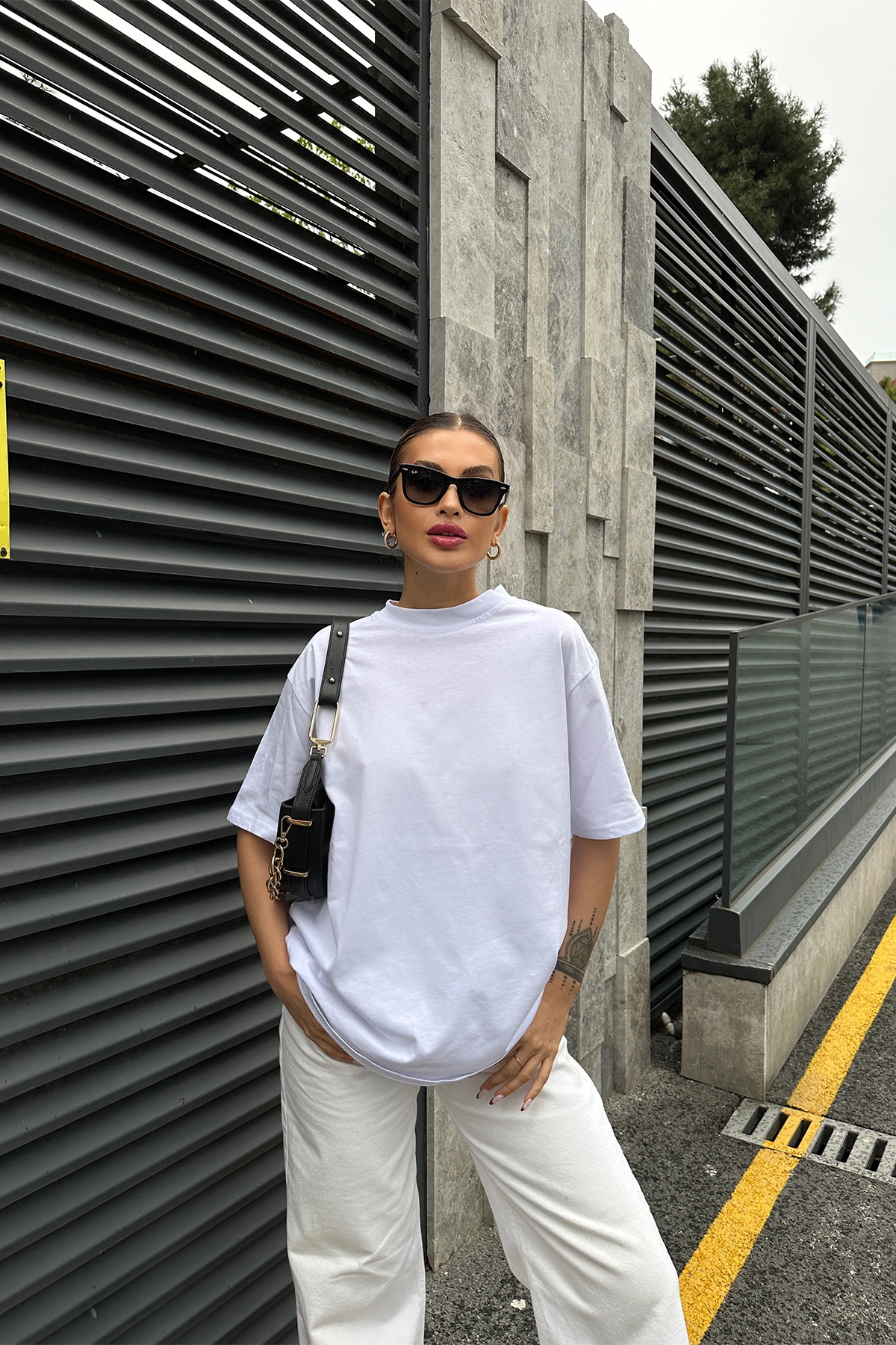 Beyaz Wellness Gang Baskılı Tişört ATE5077 - 4
