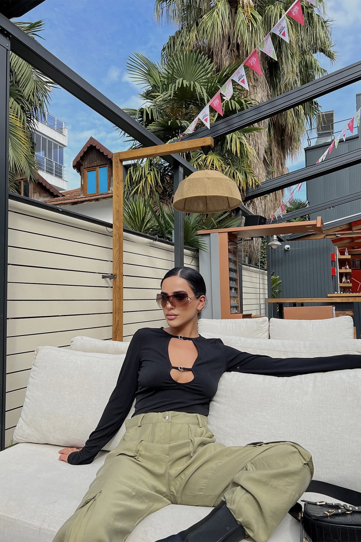 Black Chest Detail Crop Top ATE2124 - BARAN