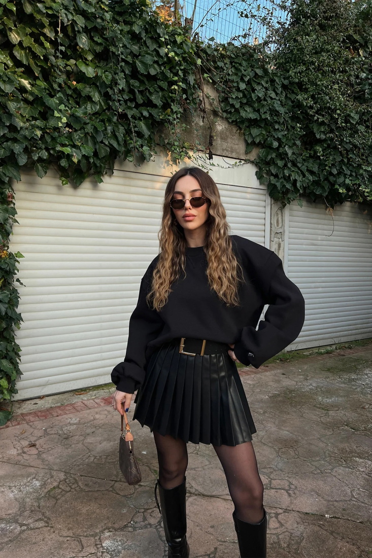 Black Oversize Basic Sweat ATE3132 - EYYO