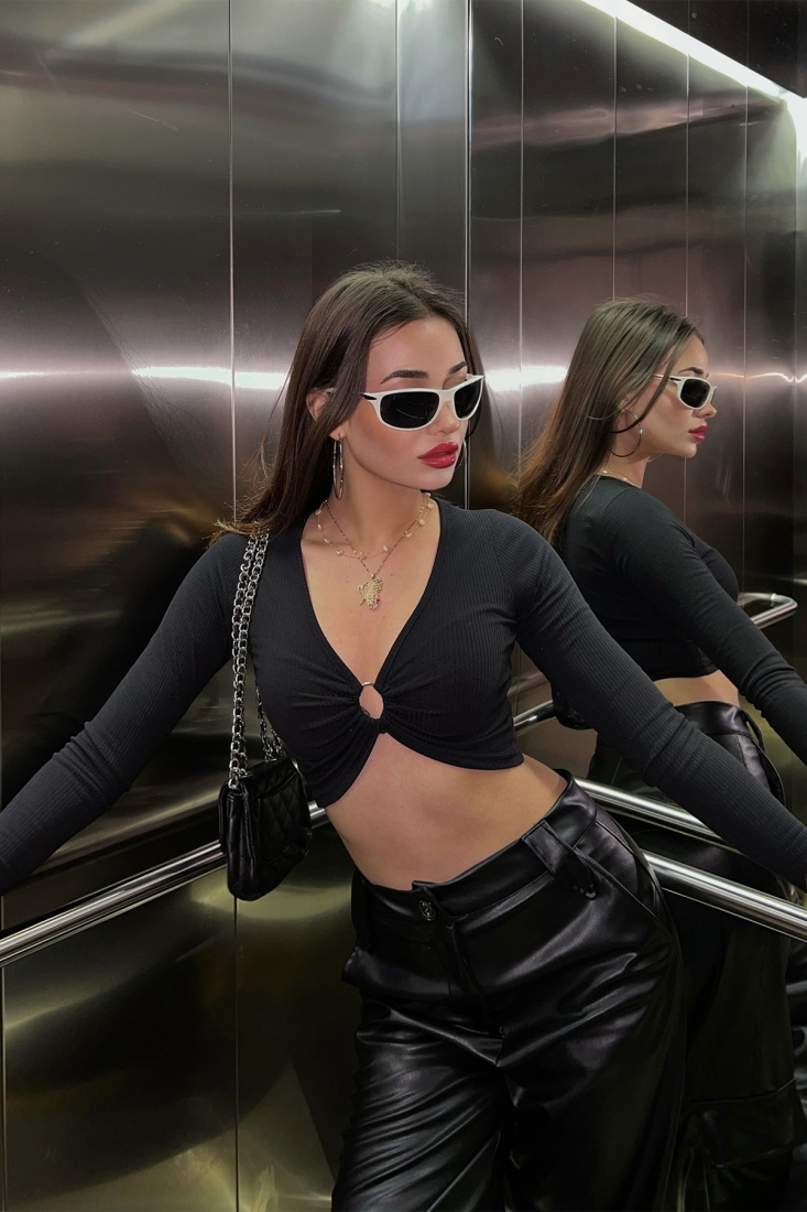 Black Ring Detail Crop Top ATE2863 - EYYO