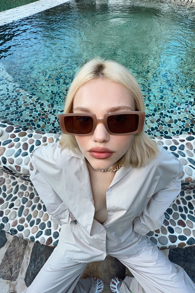 Brown Thin-Rimmed SunGlasses ATEL2281 - 5