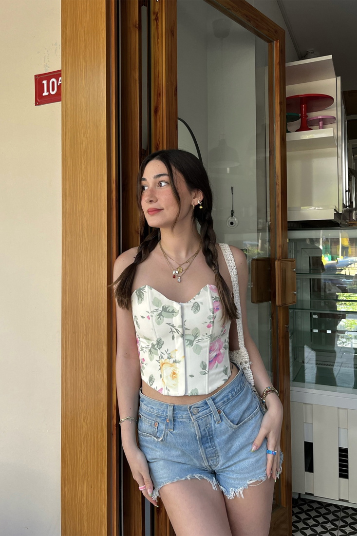 Krem Çiçekli Crop Top ATE1586 - DEPPOT