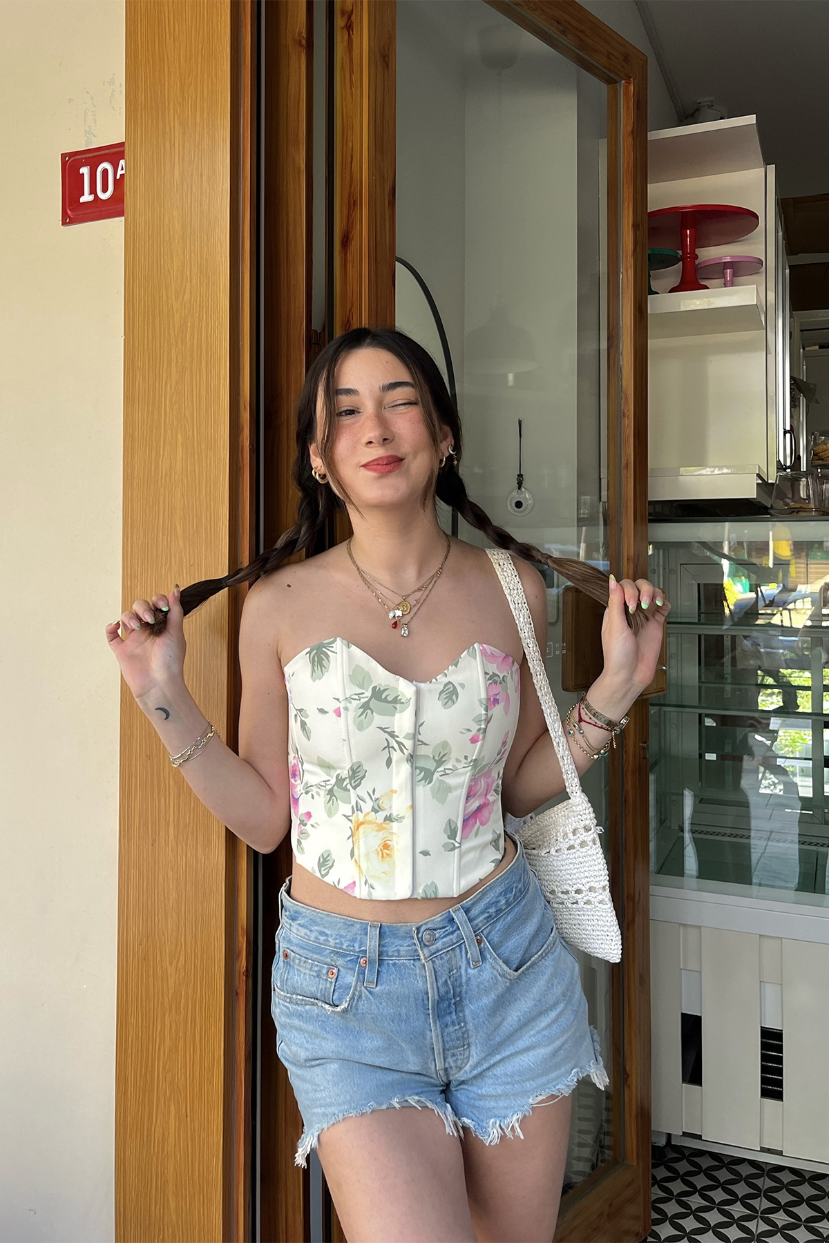 Krem Çiçekli Crop Top - 3