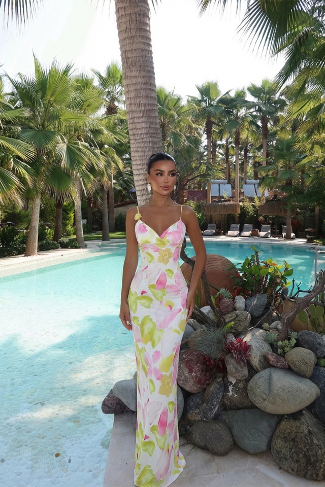 Çok Renkli Chyler Uzun Çiçek Desenli Elbise ATE-3369 