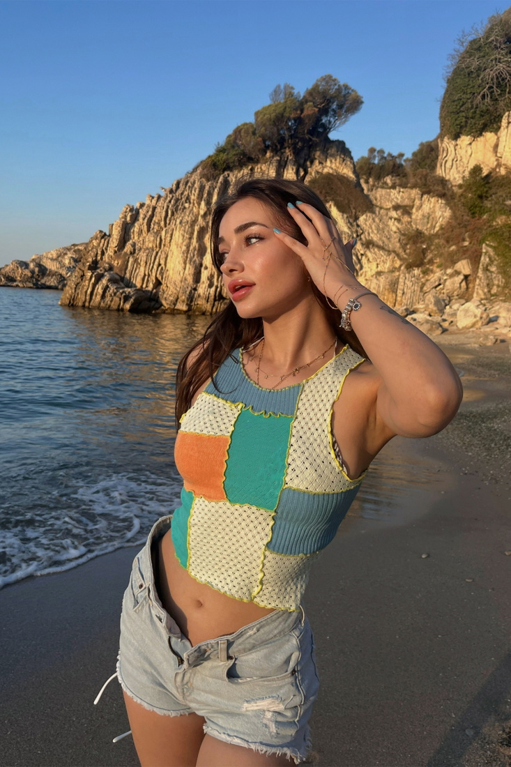 Çok Renkli Askılı Crop Top ATE4914 - EYYO