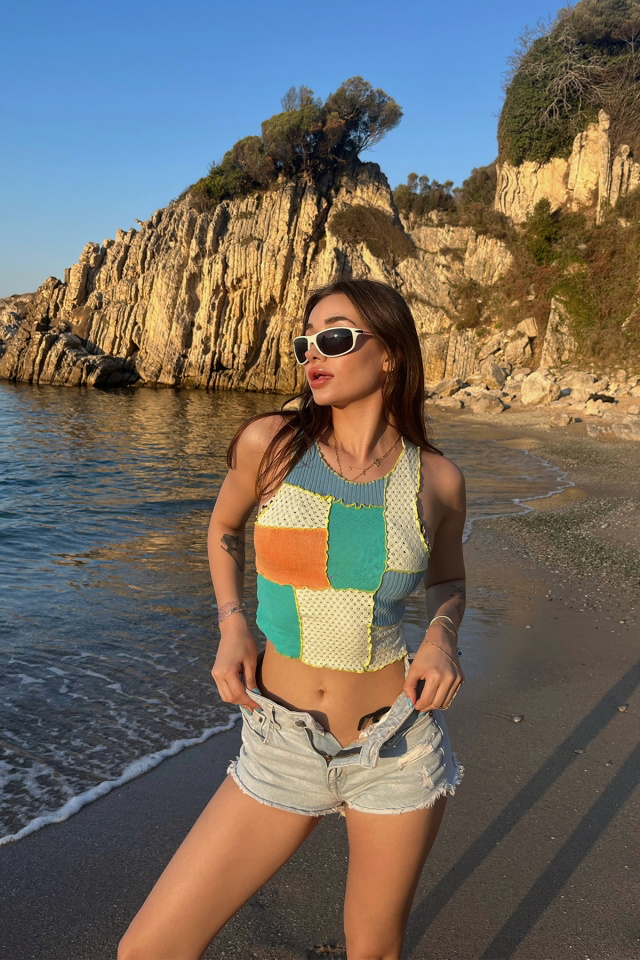 Çok Renkli Askılı Crop Top ATE4914 -
