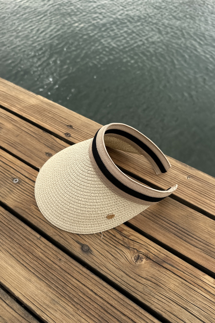 Cream Viewfinder Hat ATEL33 - EYYO