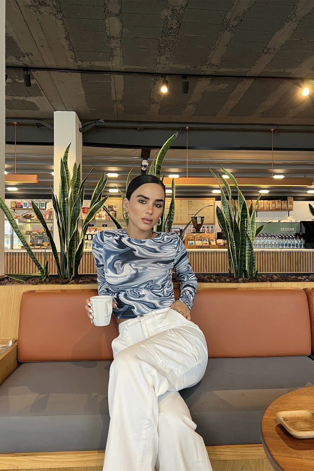 Fluid Pattern Blouse ATE2158 - 1