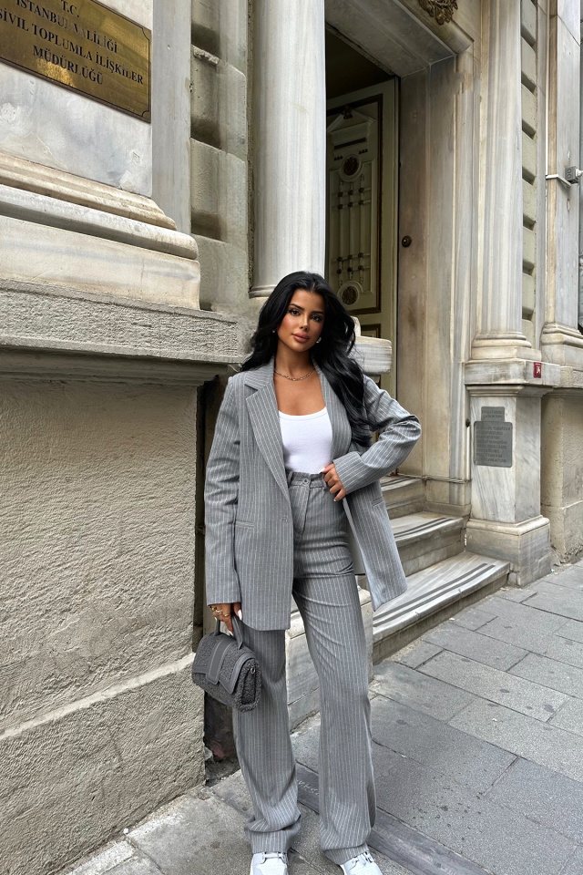 Füme Çizgili Pantolonlu Takım ATE8667 - 1