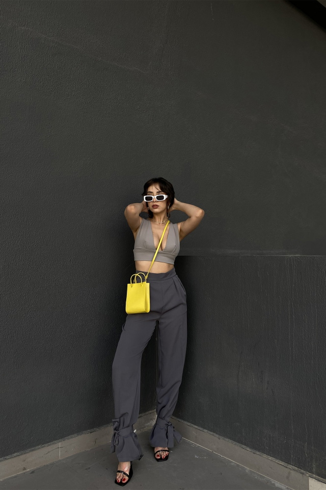 Gri Askılı Crop Top
