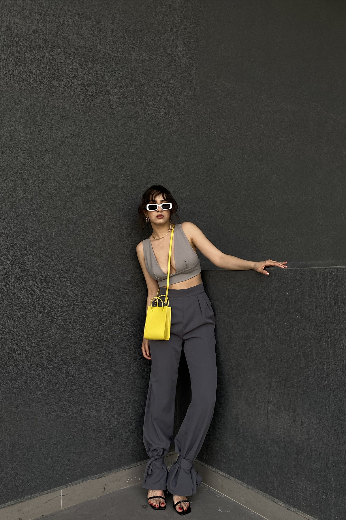 Gri Askılı Crop Top - 5
